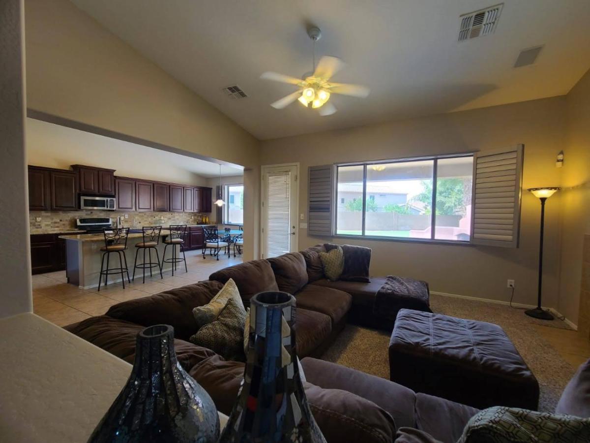 Phoenix II Minutes To Airport And Downtown ภายนอก รูปภาพ